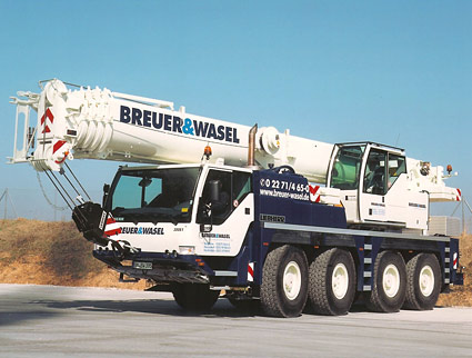 Liebherr LTM 1060/2 from Breuer & Wasel