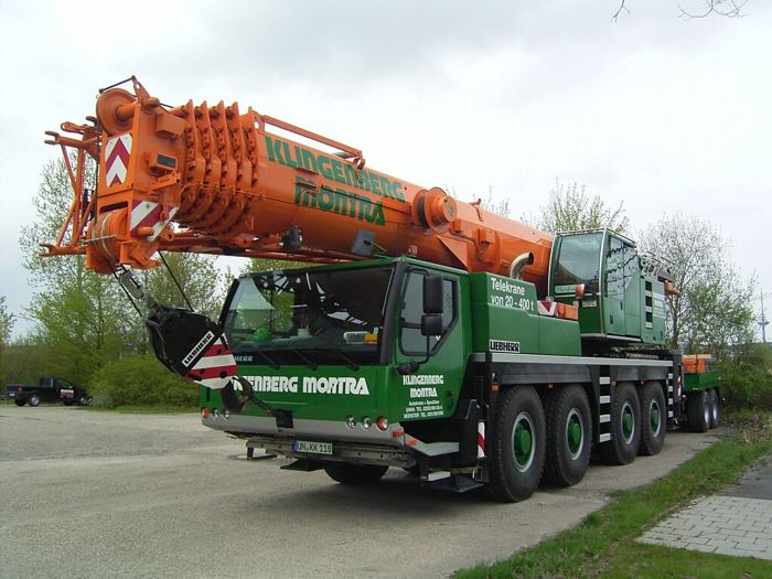 Liebherr LTM 1090-4.1 from Klingenberg crane hire