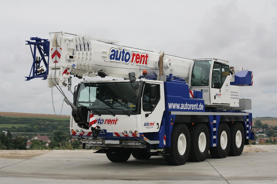 Autokran Liebherr LTM 1070-4.1 von Autorent