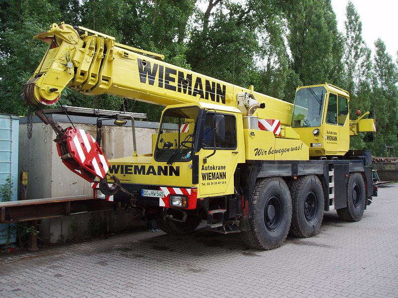 Liebherr LTM 1040 von Wiemann Autokrane in Dortmund gestohlen