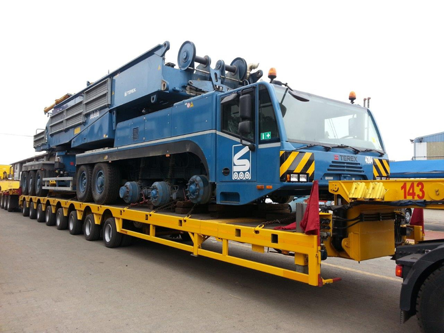 Terex Demag TC 2800-1 Sarens heavy haulage 